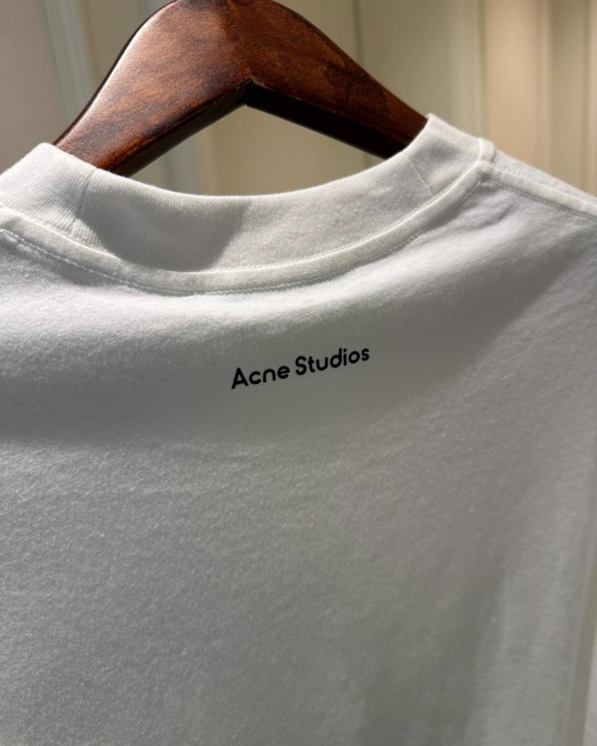 Acne Studios ハートのTシャツ XS