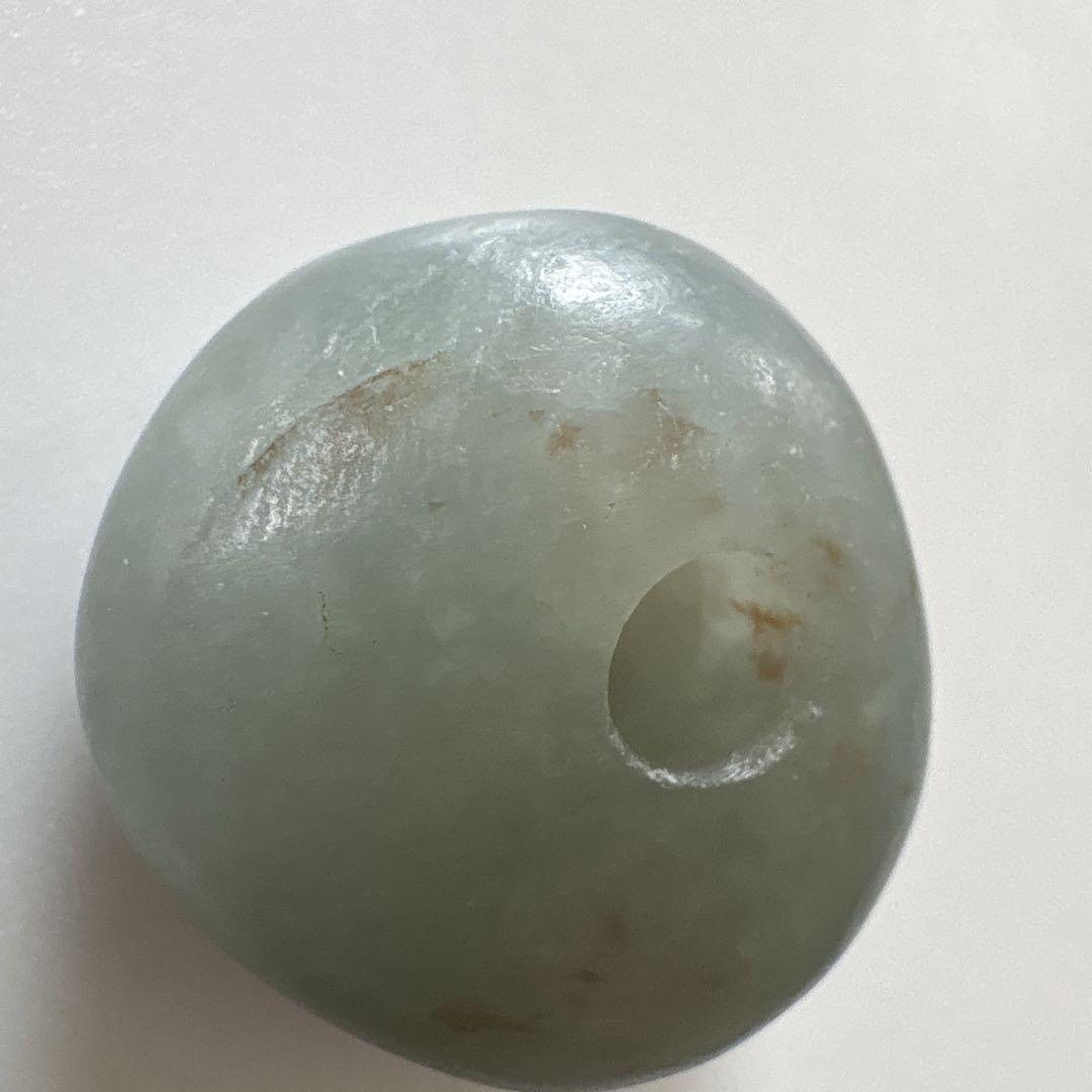 縄文ヒスイ　丸玉