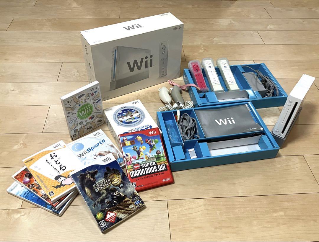 Wii本体　箱付き　ゲームセット Wii resort スーパーマリオ　モンハン