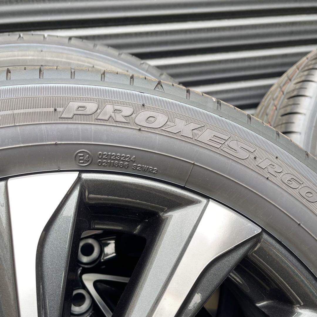 【 新車外し 】ヴォクシー 90系 17インチ　 タイヤホイール 4本セット