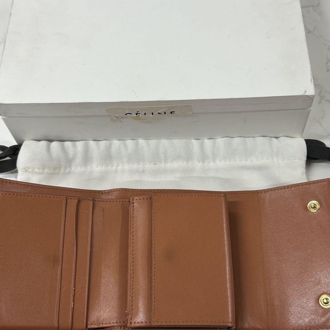 新品同様‼️ セリーヌ　CELINE 財布　折り財布　グレインカーフスキン