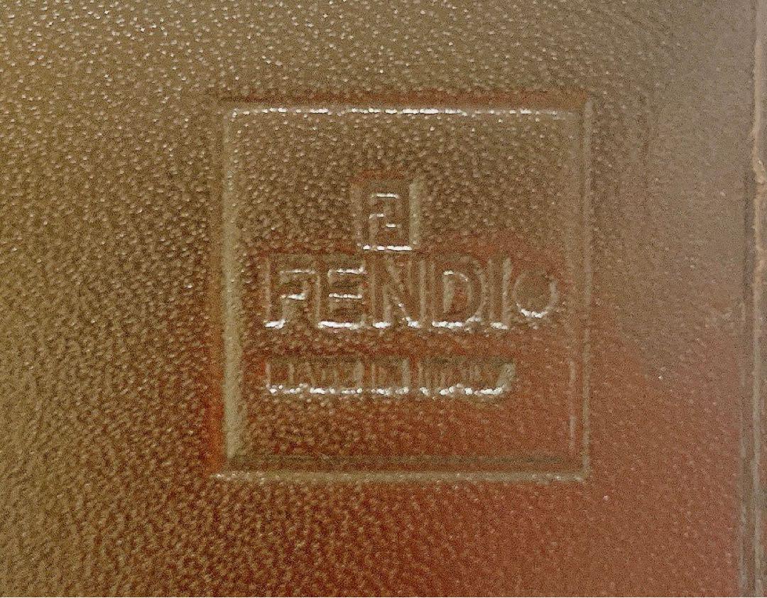 【極美品】FENDI フェンディ 長財布 ズッカ柄 箱付き