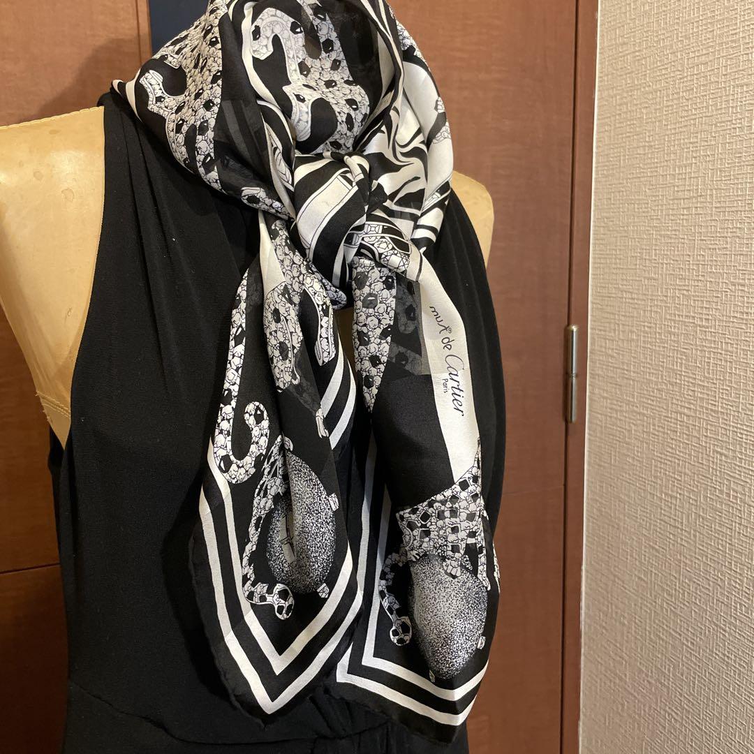 カルティエ　パンテールとジュエルの大判シルクスカーフ　新品未使用　レオパード豹