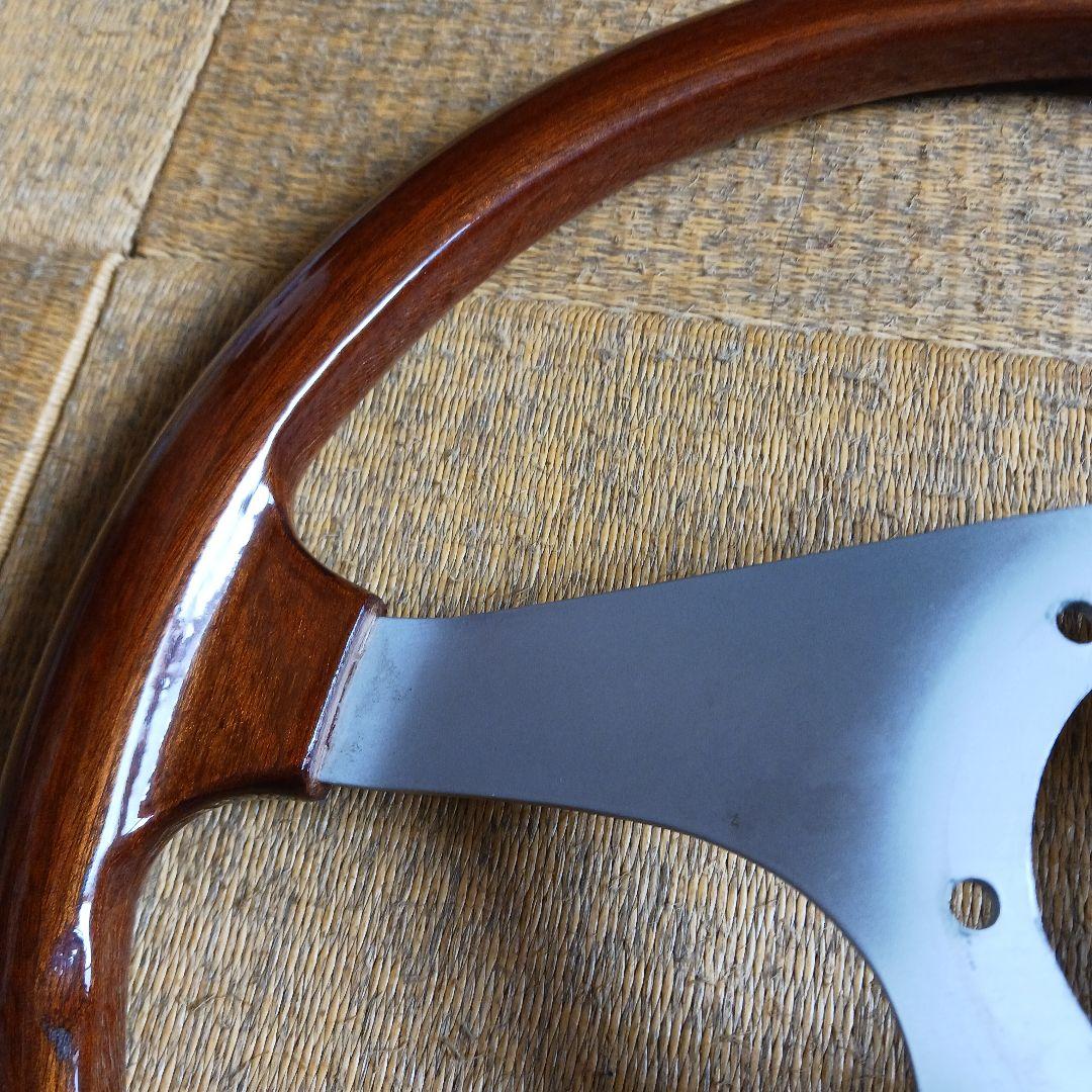 ステアリングホイールやや傷や汚れあり