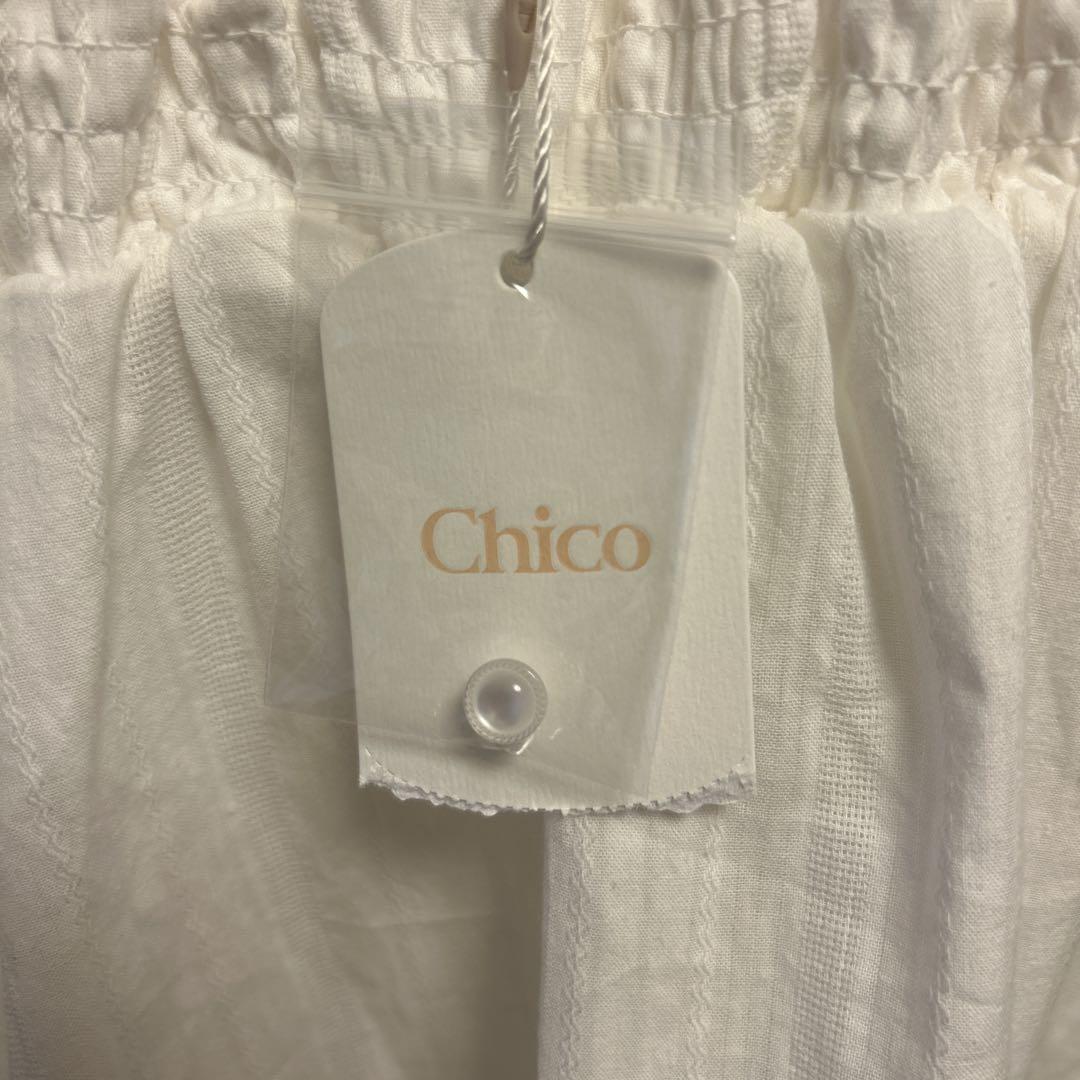 Chico(チコ) 肩リボンコットンレースフリルキャミワンピース ホワイト