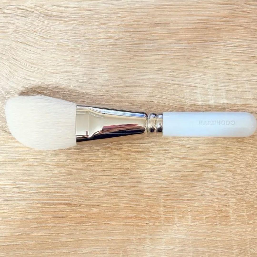 未使用 白鳳堂 hakuhodo B531（J531） パウダー 斜め ブラシ 白鳳堂 / G531 パウダー斜めの公式商品情報｜美容・化粧品情報は