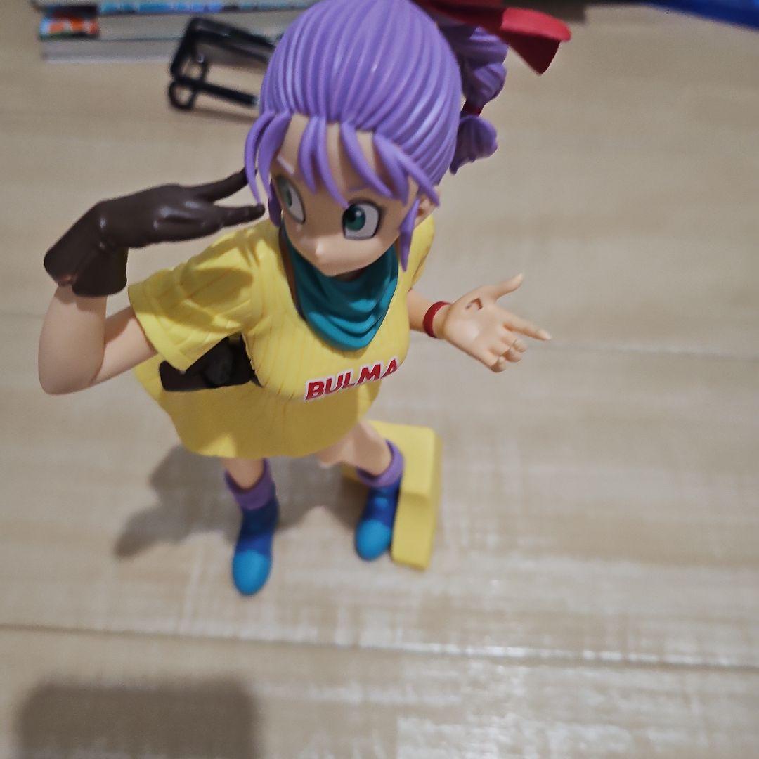 Amazon | ド ラゴンボール ブルマ フィギュア グリッター アンド