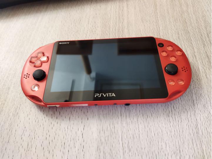 3000円 【SALE/75%OFF】 PlayStation®Vita PCH-2000シリーズ Wi-Fiモデル…