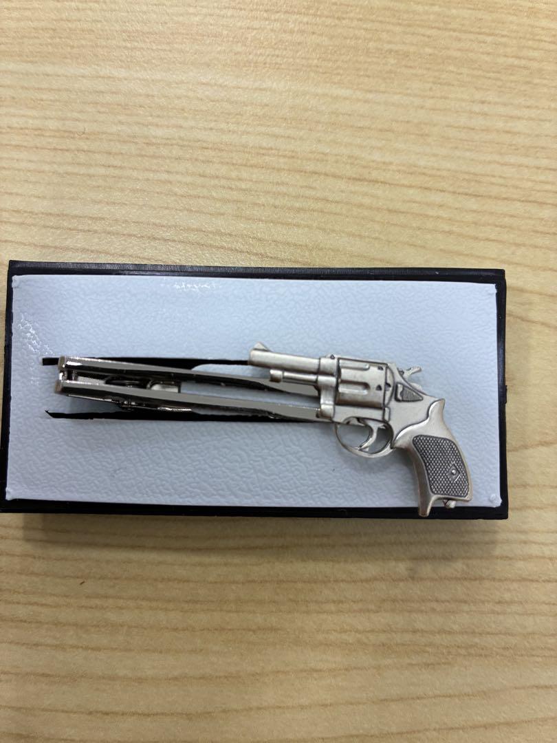 警察グッズリボルバー型ネクタイピン2個セット