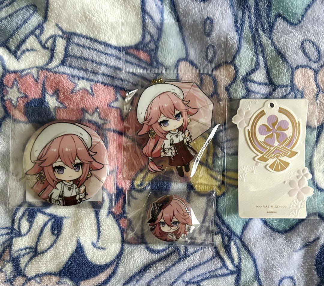 原神 八重神子 アパレル アクリルスタンド 缶バッジ 【 公式