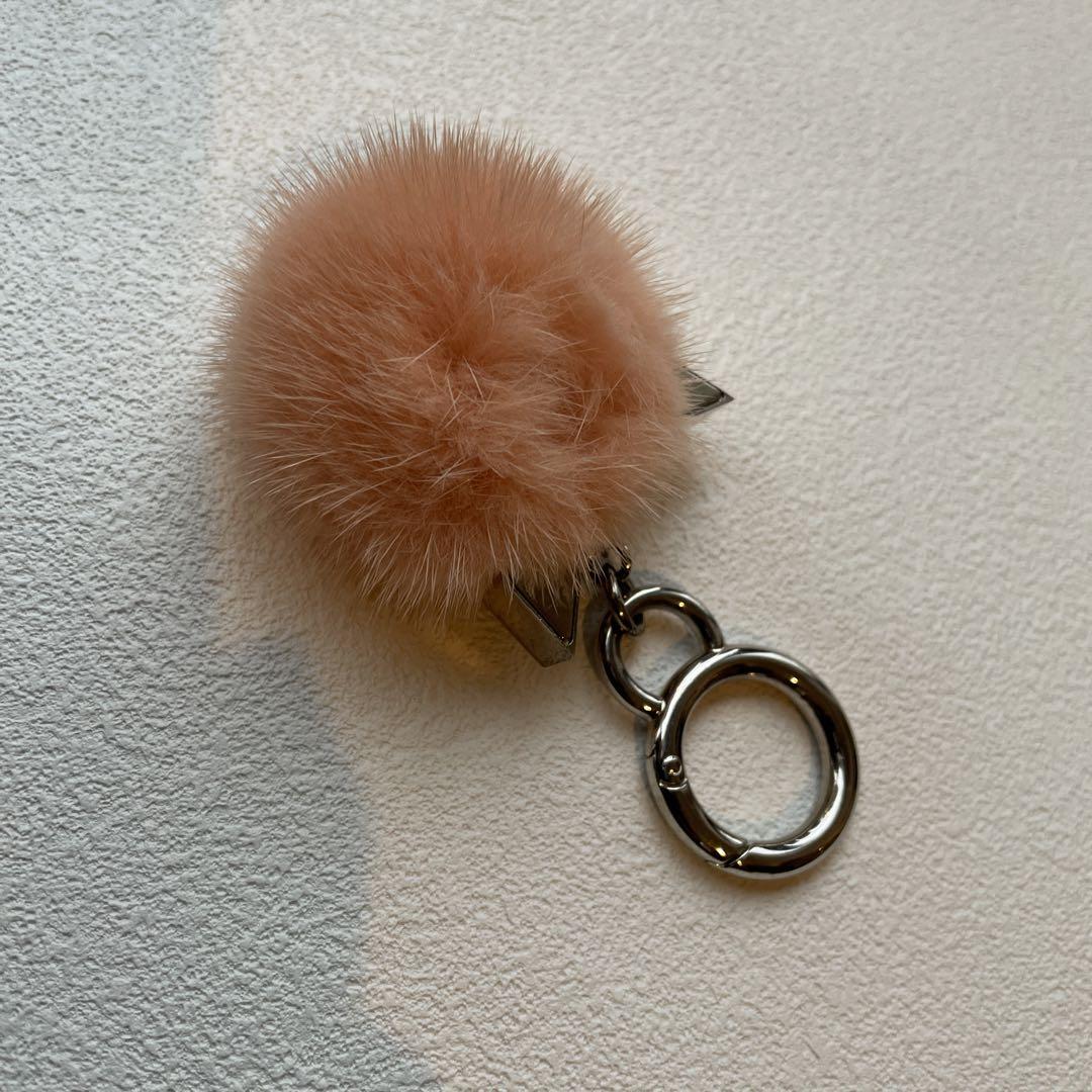 フェンディ　バグズモンスター　チャーム　バックバグズ　キーホルダー　キーチェーン