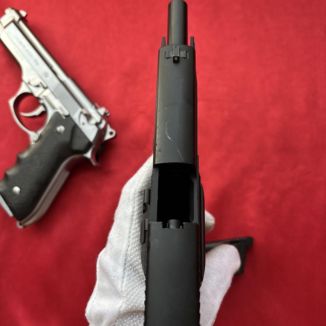 東京マルイ　ベレッタM92 クロームステンレス　SIG p226ガスブローバック
