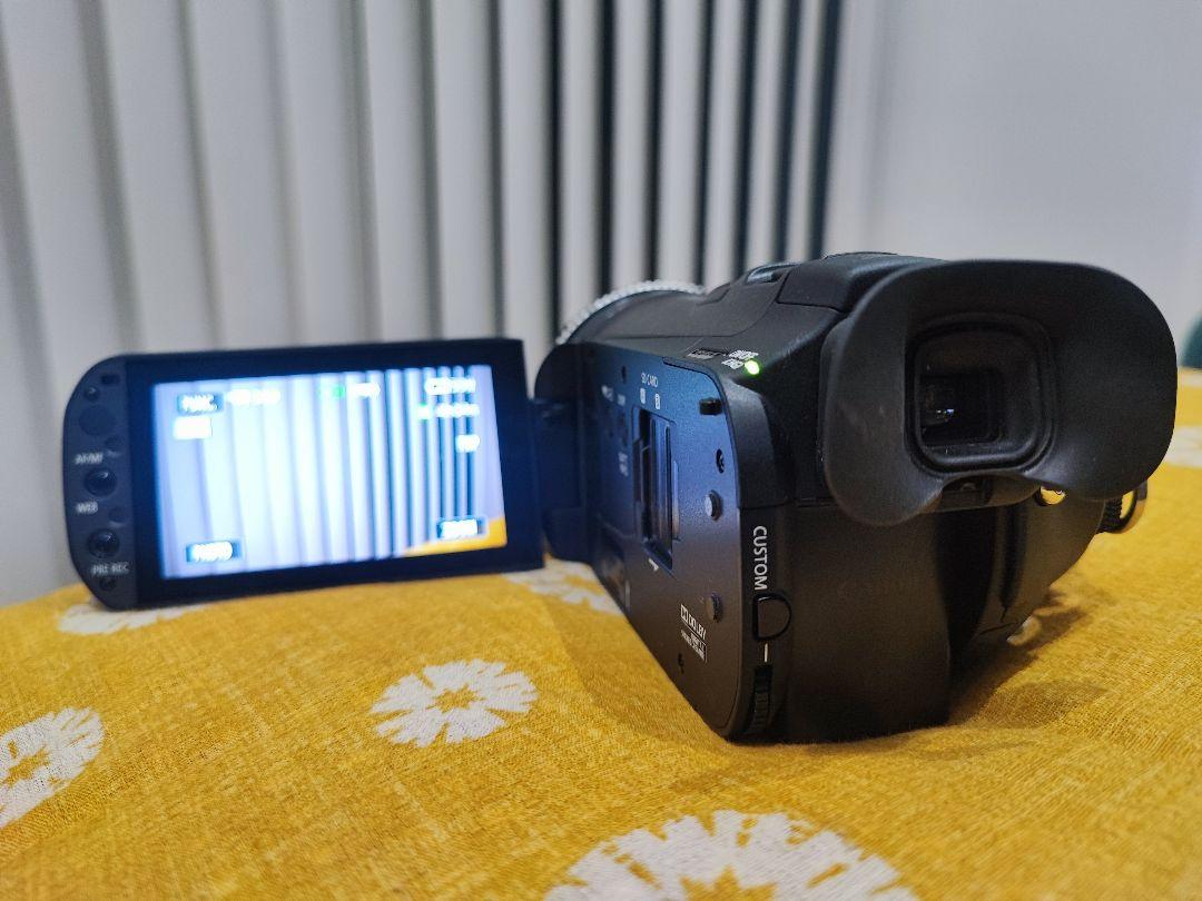 美品　Canon IVIS HF G20　ビデオカメラ