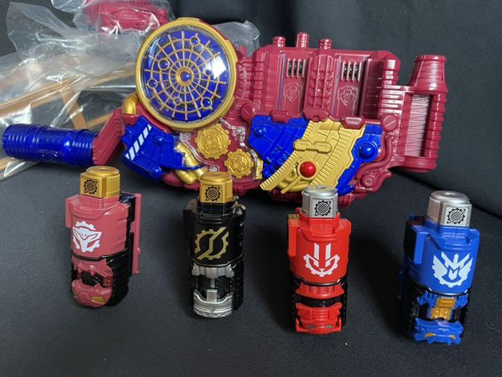仮面ライダーエボル　DXエボルドライバー　エボルボトル　塗装品