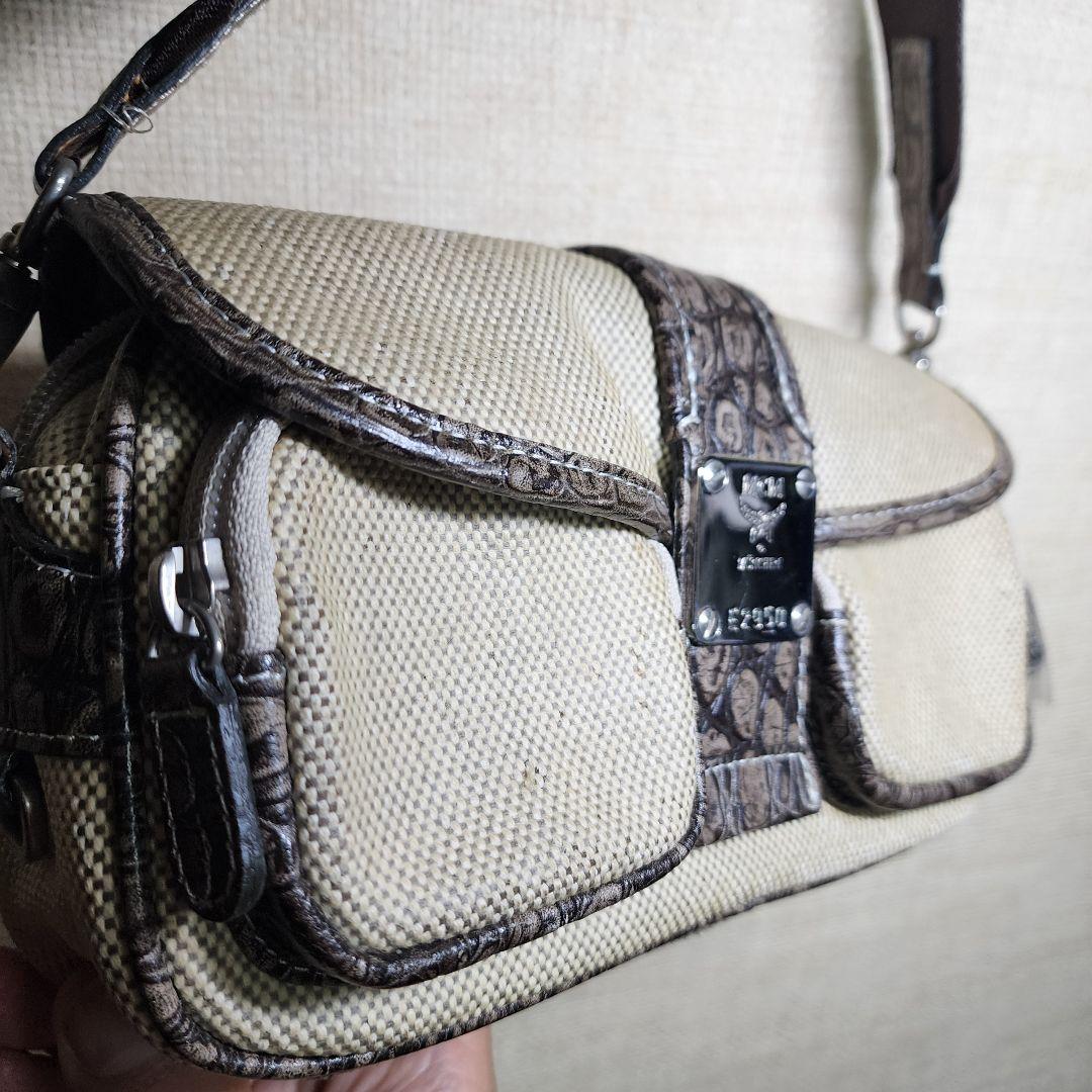 美品・希少✨MCM ショルダーバッグ クロコ型押し キャンバス レザー 斜め掛け