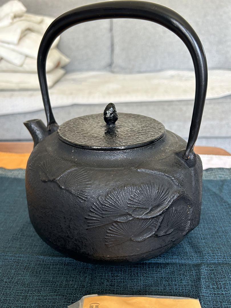 南部鉄器 鉄瓶 2L 鉄分補給　松 文様　新品