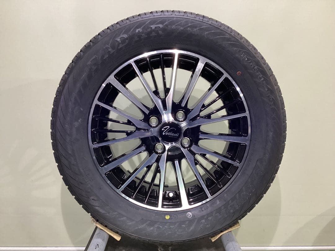 T1389[送料無料]VERTHADI 15x5.5J サイズ185/65R15
