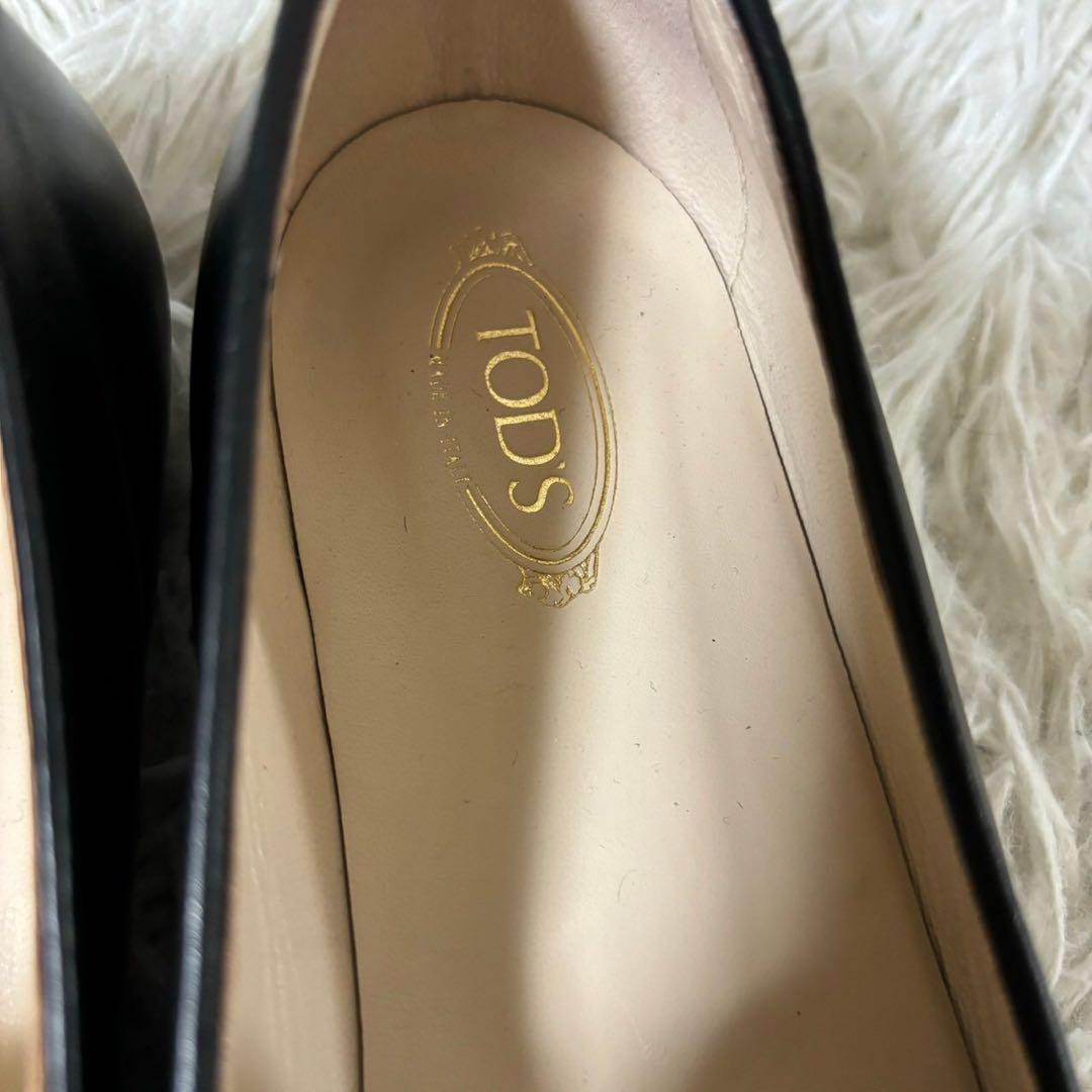 未使用級✨Tod's トッズ　ローファー　ブラック　榮倉奈々着用　タイムレス