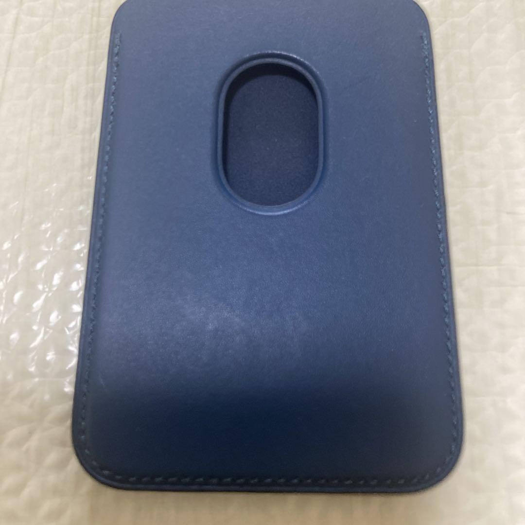 Apple 純正MagSafe対応iPhoneレザーウォレット　ネイビー