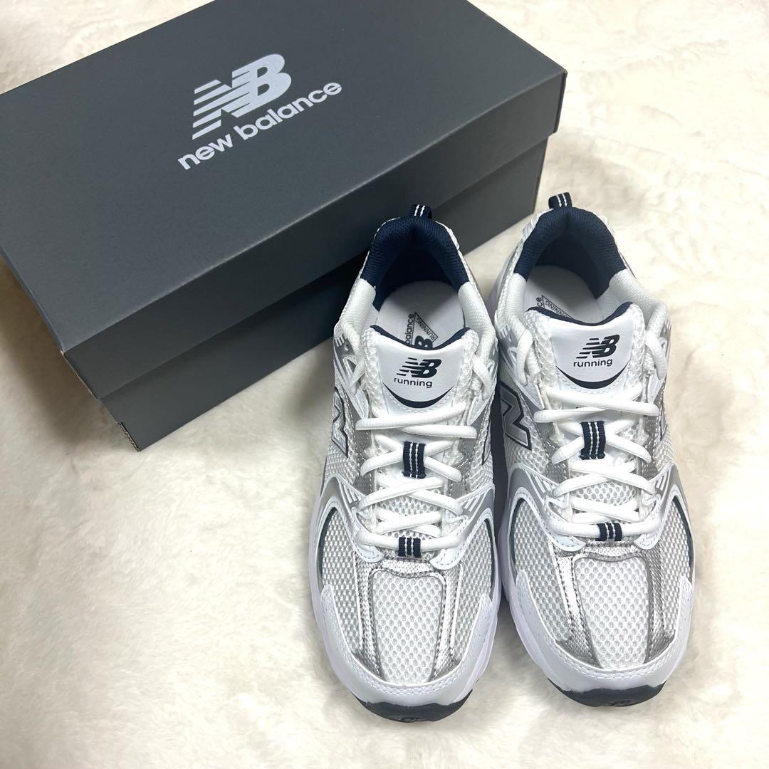 【12時まで限定‼️】新品♡ニューバランスMR530SG 23.5㎝