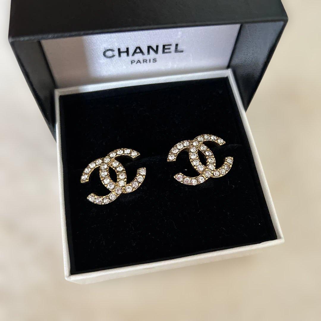 CHANEL イヤリング