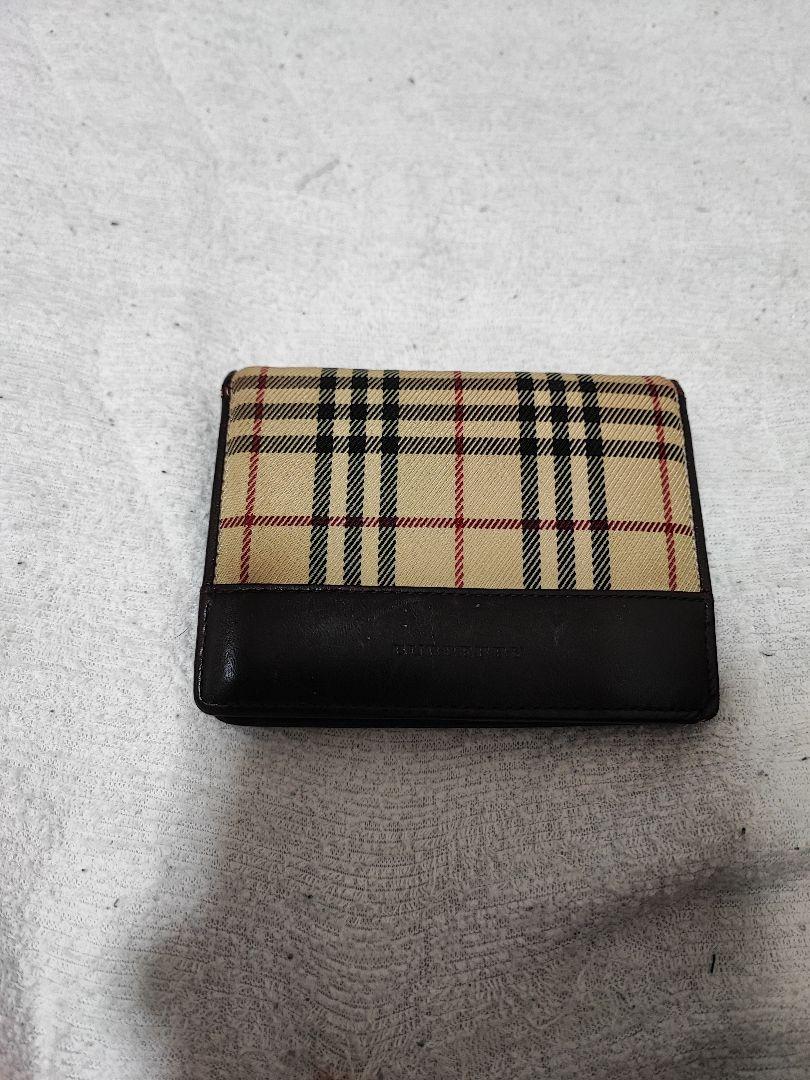 Burberry 二つ折り財布