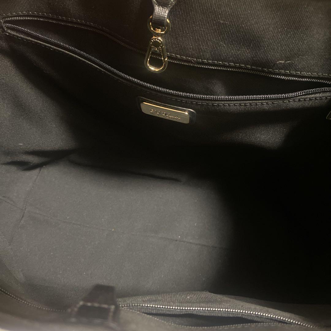 入園入学祝い 美品】FURLA ウォーターガード トートバッグ ブラックレザー バッグ
