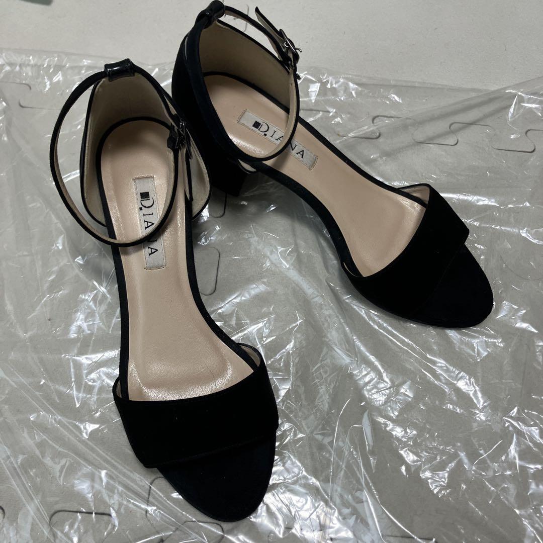 《超美品》DIANA ブラック　ストラップ付きサンダル 太ヒール　22.5センチ