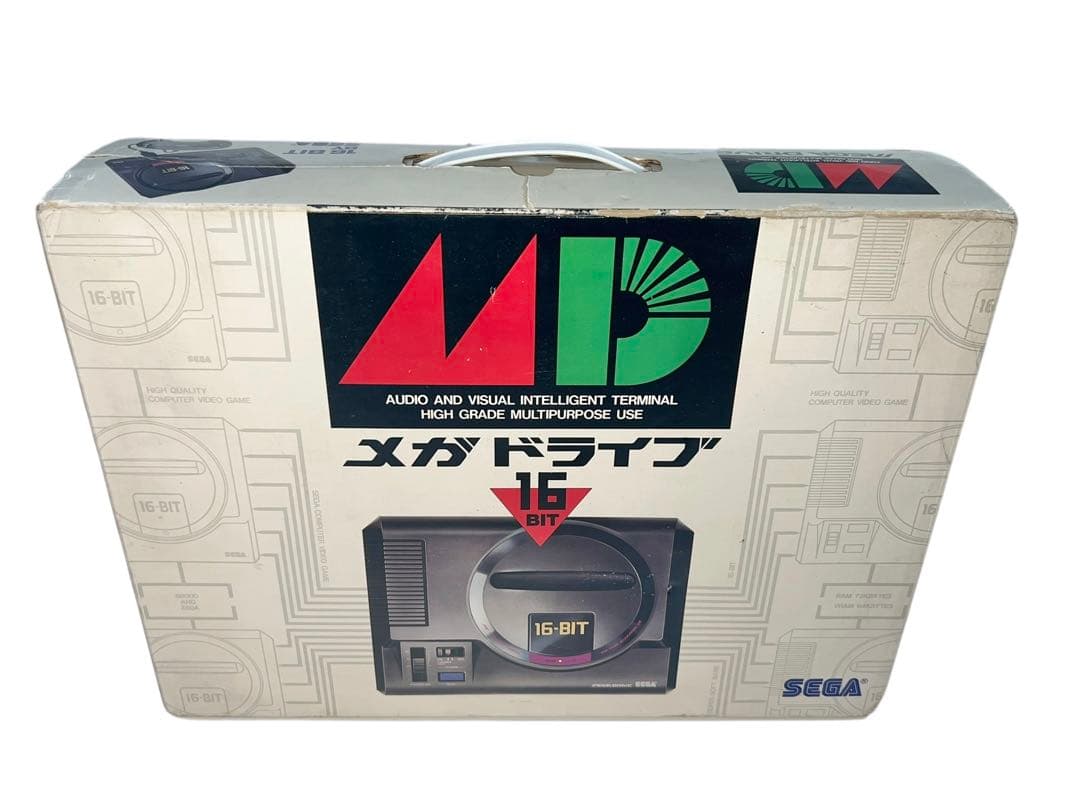 メガドライブ 本体傷や汚れあり