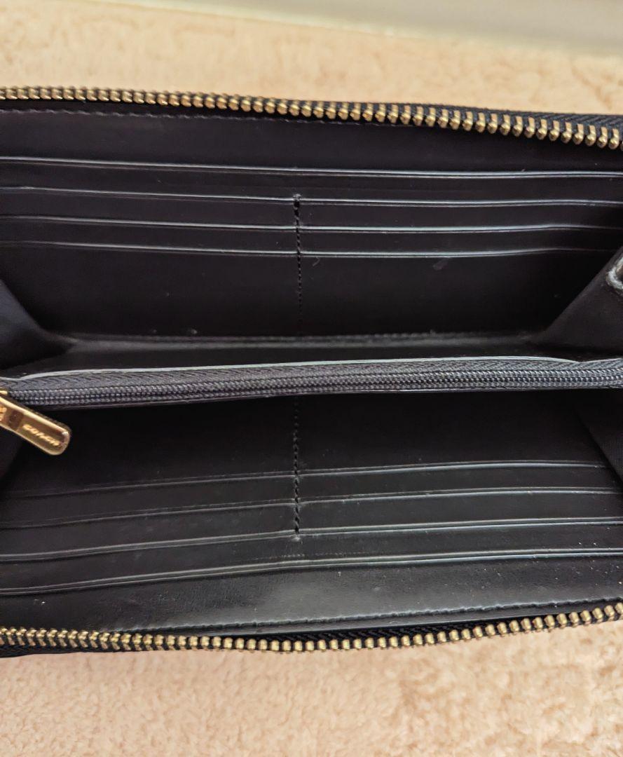 COACHコーチ　長財布　ラウンドジップ　ブラック　パテントレザー