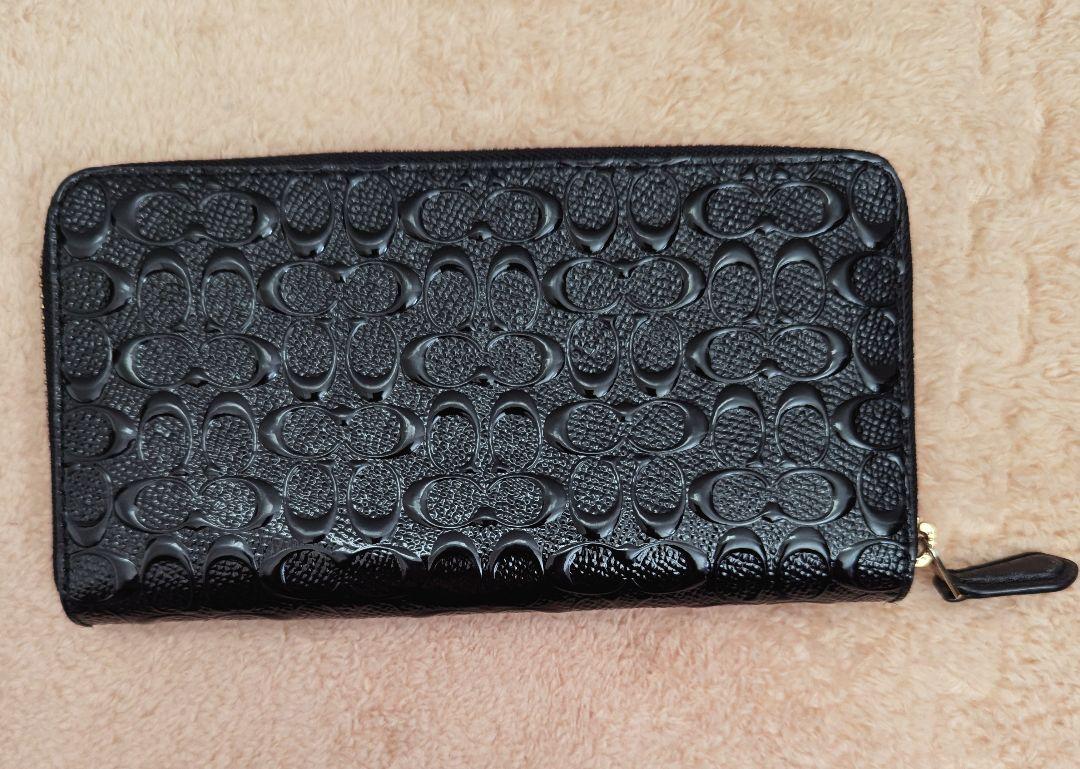 COACHコーチ　長財布　ラウンドジップ　ブラック　パテントレザー