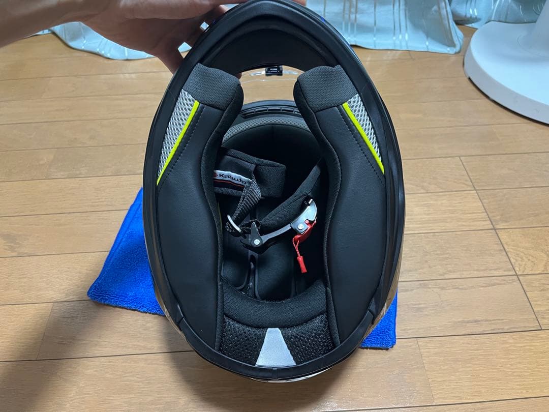 美品 OGK KABUTO AEROBLADE5 WIND Mサイズ