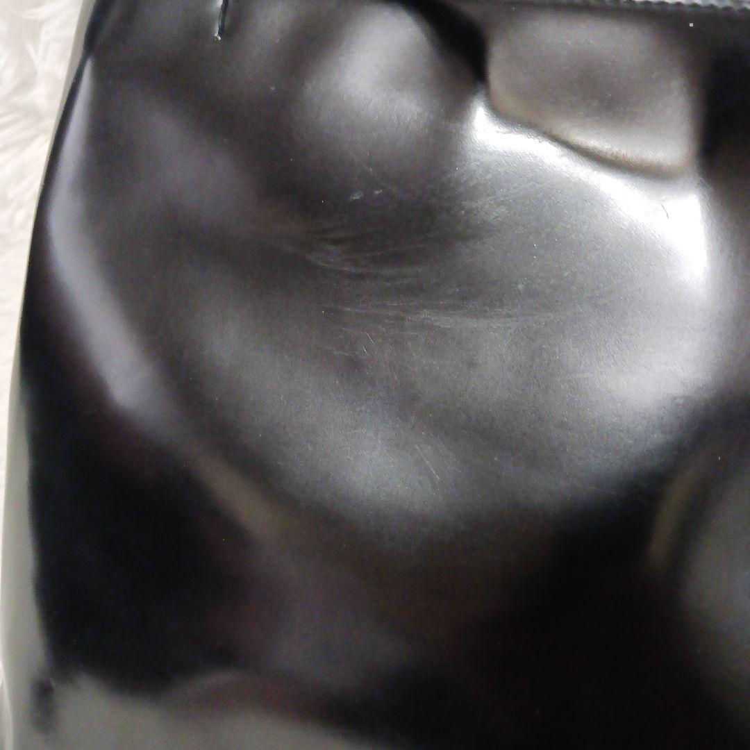 三角ロゴプレート