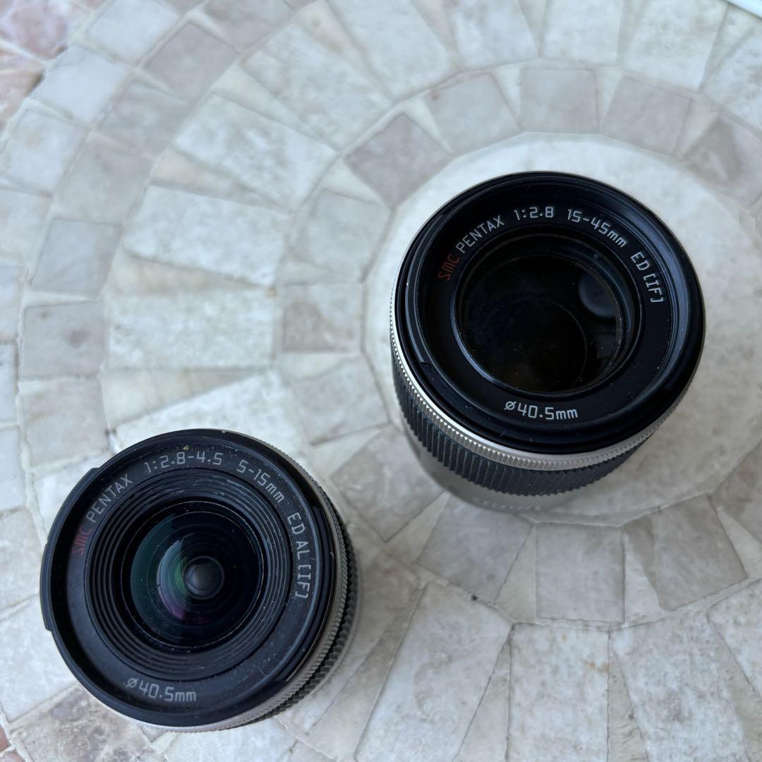 PENTAX Q10 ホワイト　レンズ2本(5-15mm、15-45mm)付き