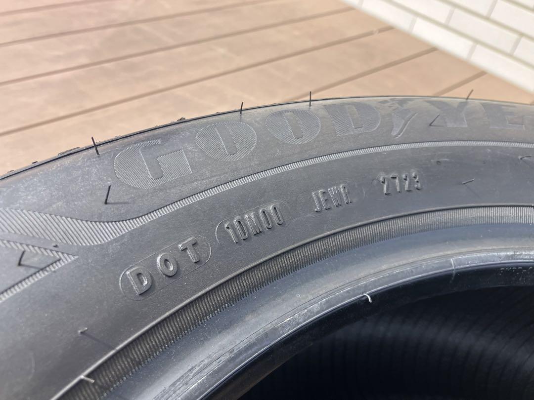 ノーマルタイヤ　225/55R17 97W ９分山　2本②