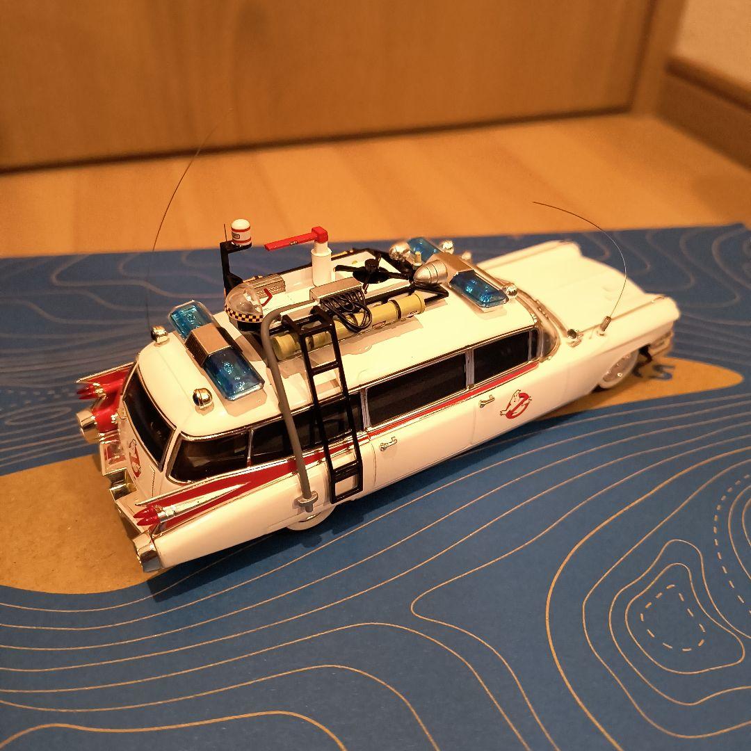 Hot Wheels ゴーストバスターズ ECTO-1 1:43 1/43