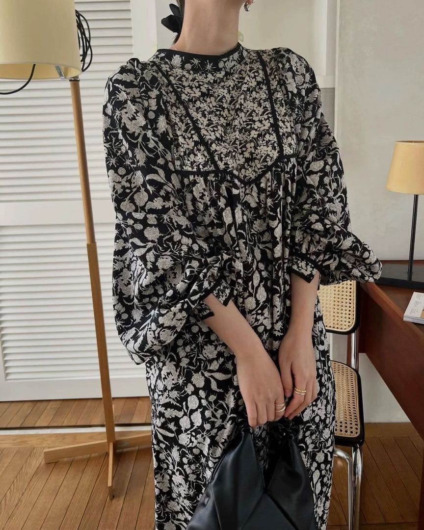 CLANE パフスリーブのロングドレス