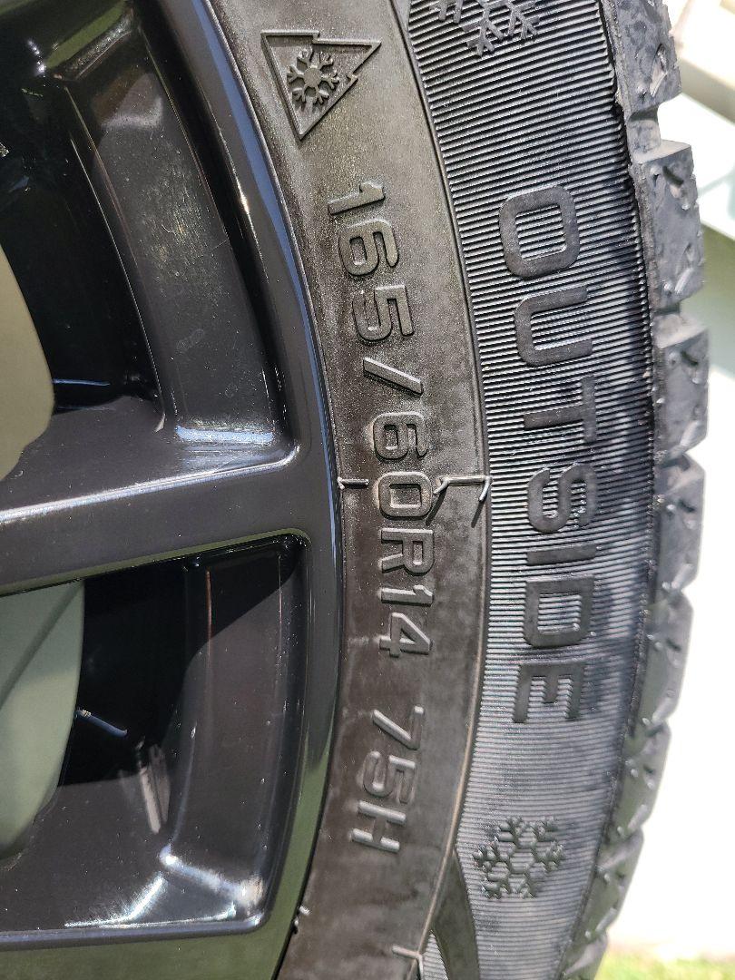 軽自動車　165/60R14 スタッドレスタイヤセット