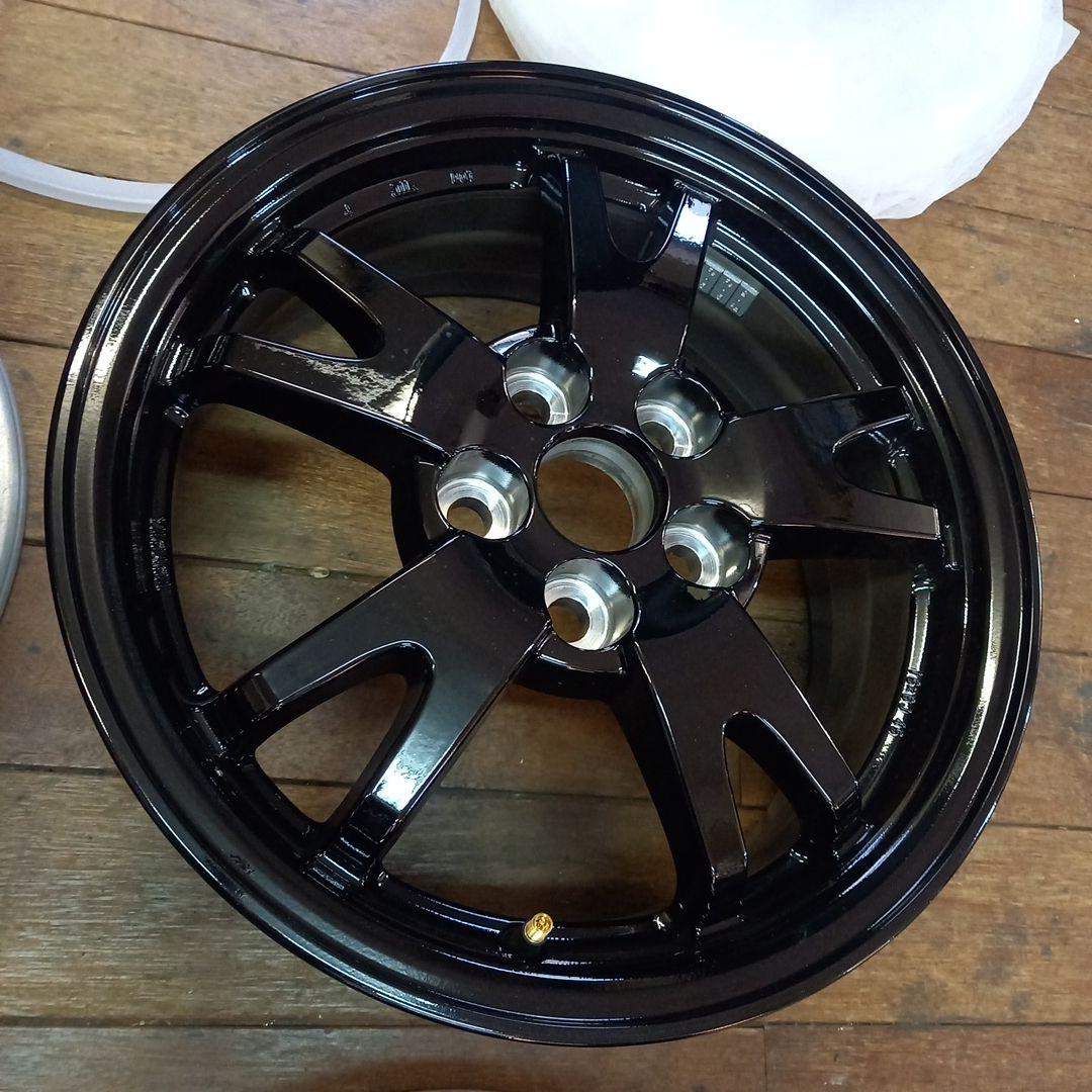 新車納車前外し　30系　プリウス　純正アルミホイール　15×6J　現行シエンタ他