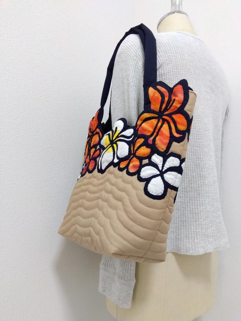 ハワイアンキルト　ハンドメイド　プルメリアトートバッグ