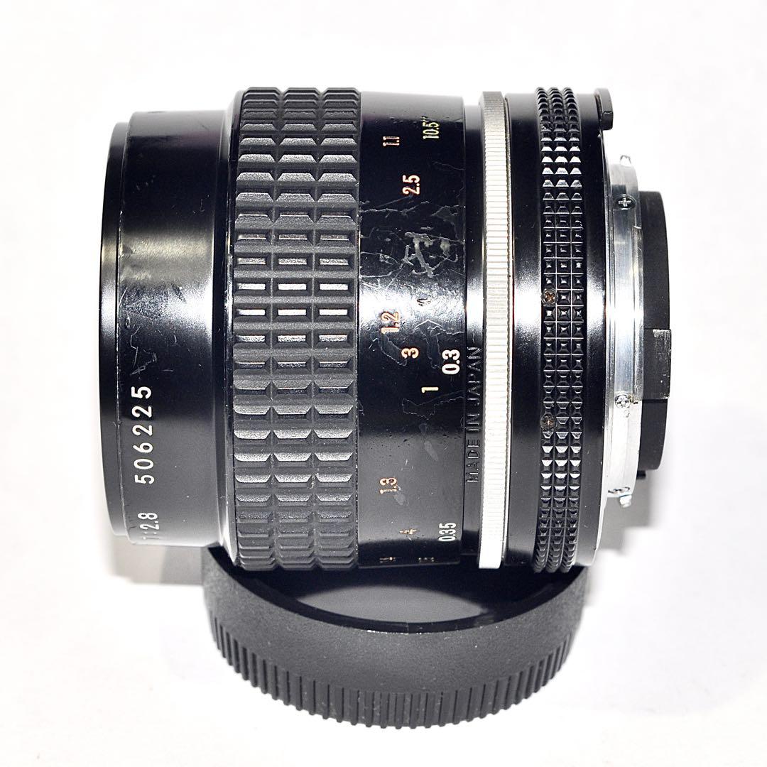 Nikon 55mm f/2.8 マクロレンズ