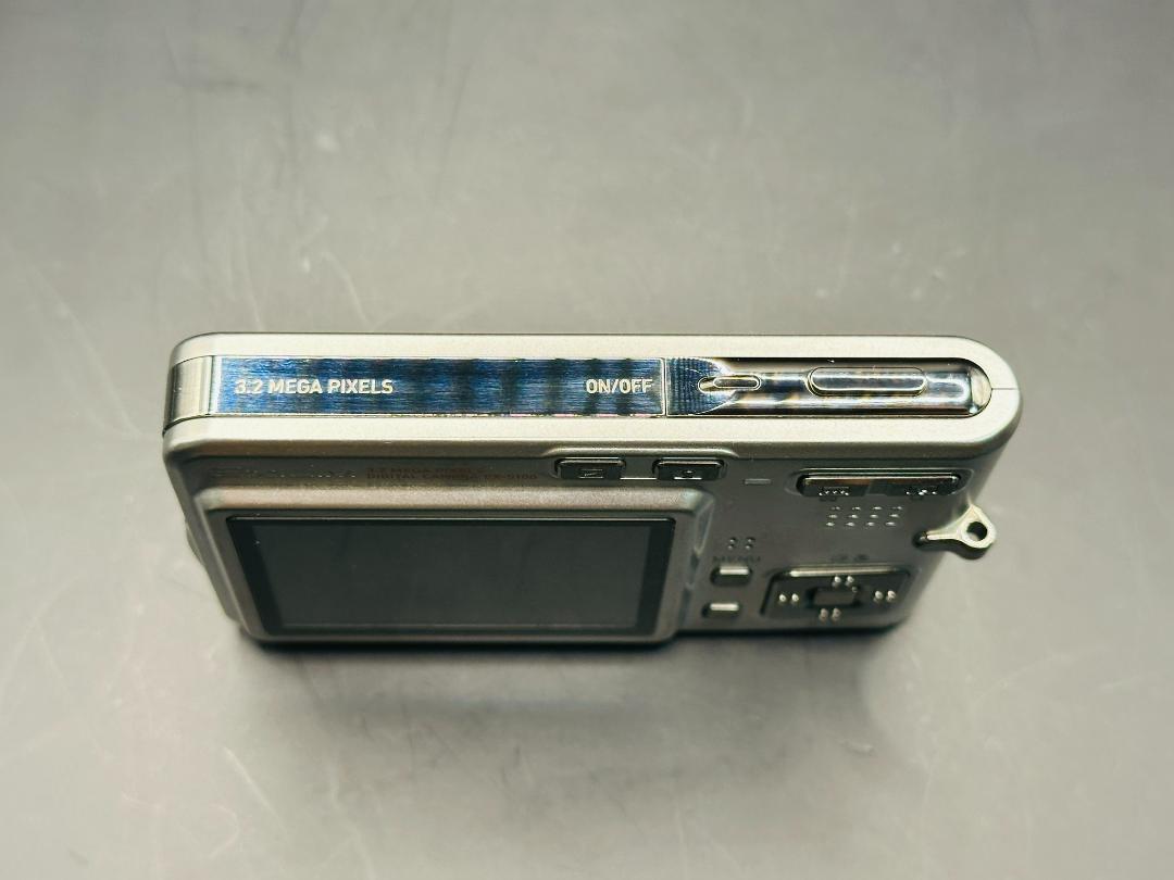 【希少品】CASIO EXILIM ZOOM EX-S100 シルバー 動作品
