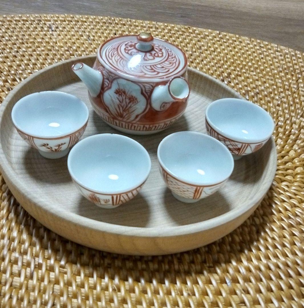 激安正規品 九谷焼 ミニチュア 天然木お盆付き 湯呑み4客セット 急須 工芸品