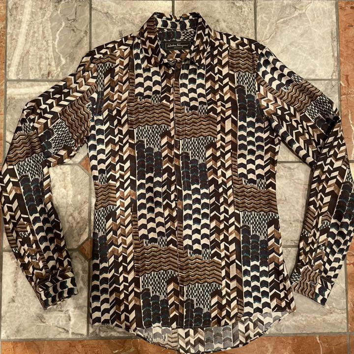 トップス フェラガモ 柄シャツ jcDNA-m58609704684 ラモアナセ