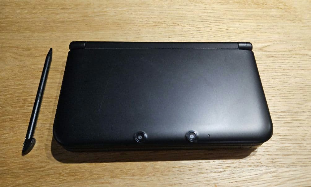 本体 充電器付きNintendo