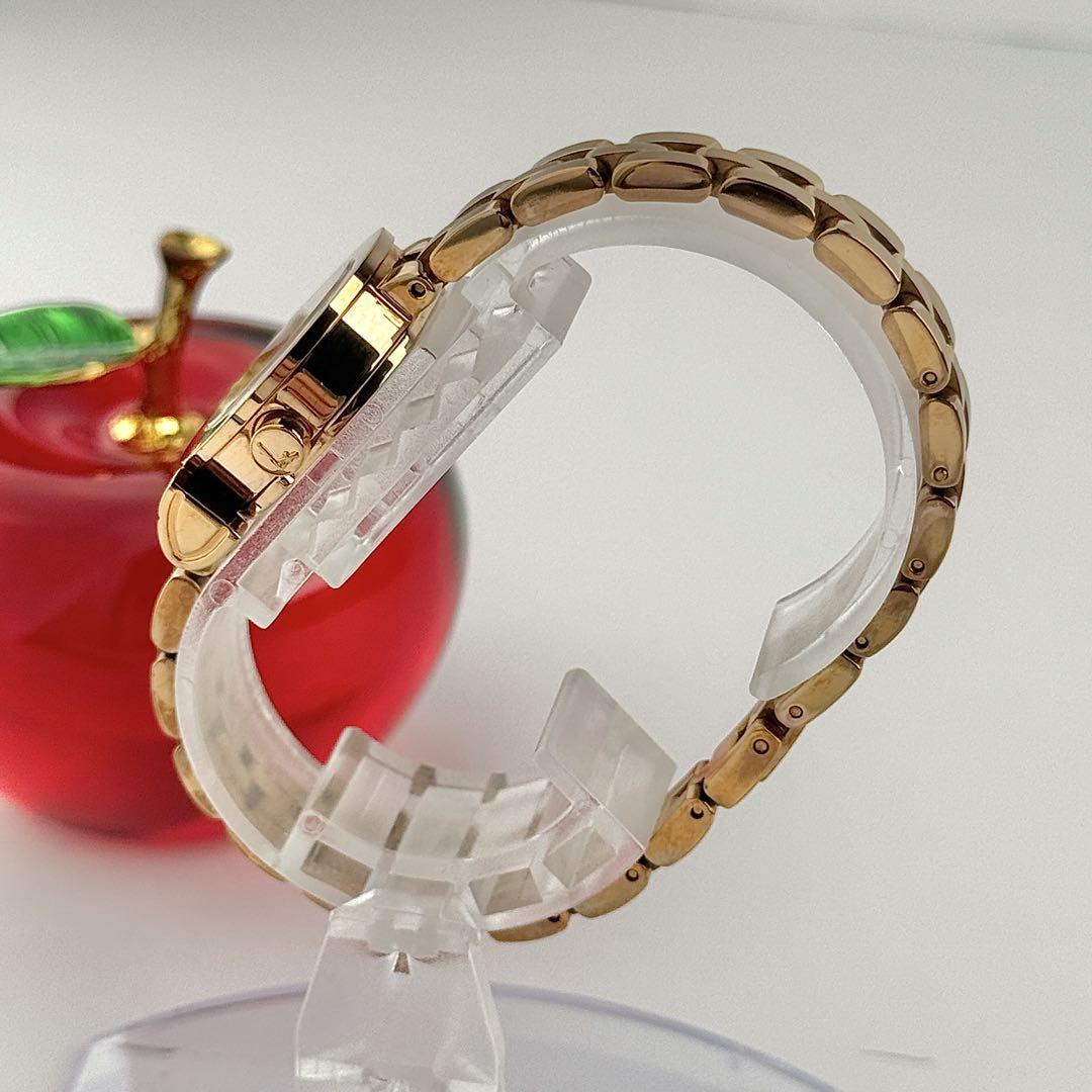 【新品電池】122 サルバトーレフェラガモ レディース ラウンド 人気 新品電池】122 サルバトーレフェラガモ レディース ラウンド