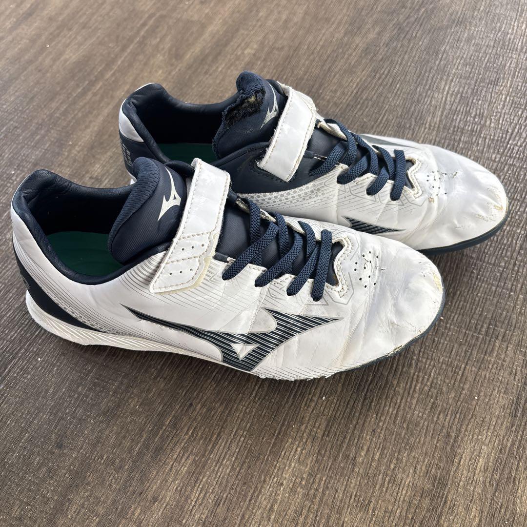 新しく着き Mizuno スパイクシューズ メルカリ - ホワイト/ネイビー シューズ