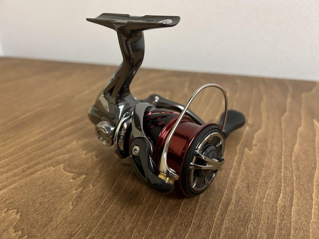 SHIMANO STRADIC CI4+ 2500HGS スピニングリール