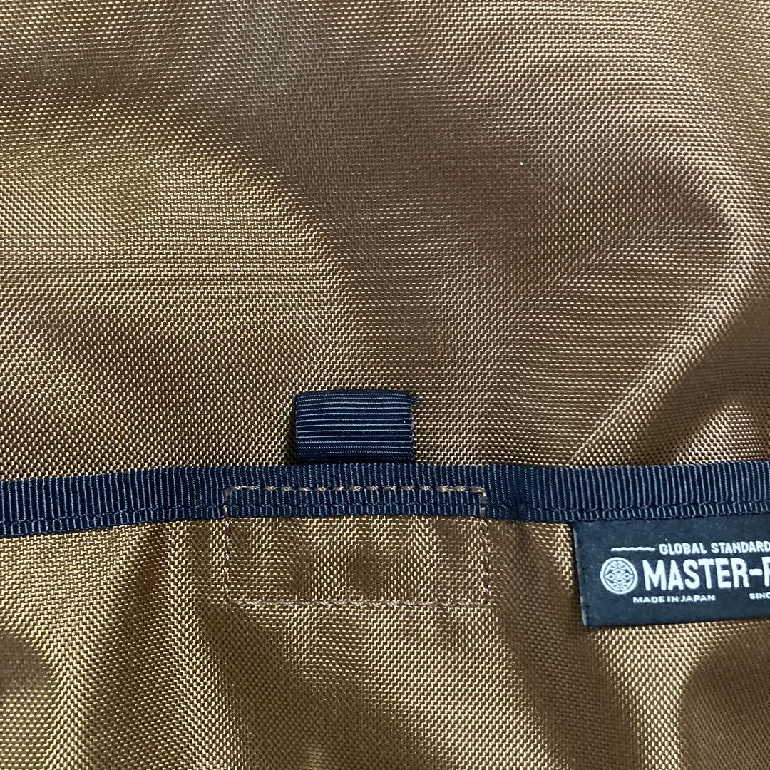 【美品】master-piece ボディバッグ ブラック