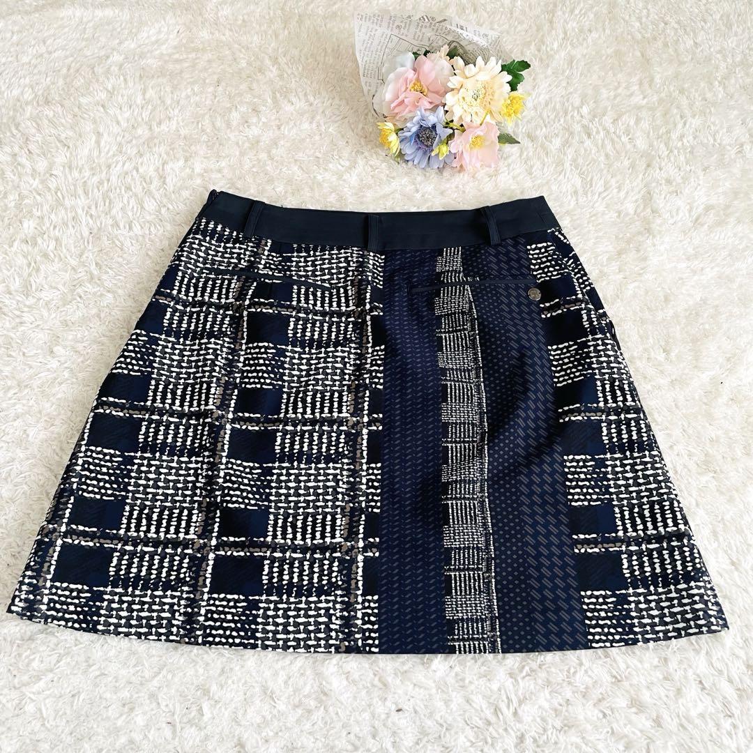 新品タグ付き✨ランバンスポール♡ゴルフウェア 総柄スカート 38